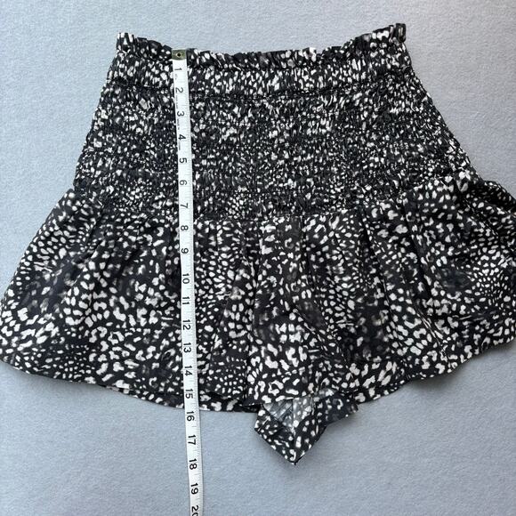 SEA New York Sz Small Women's smocked Calla cheetah‎ print shorts EUC - Picture 3 of 7